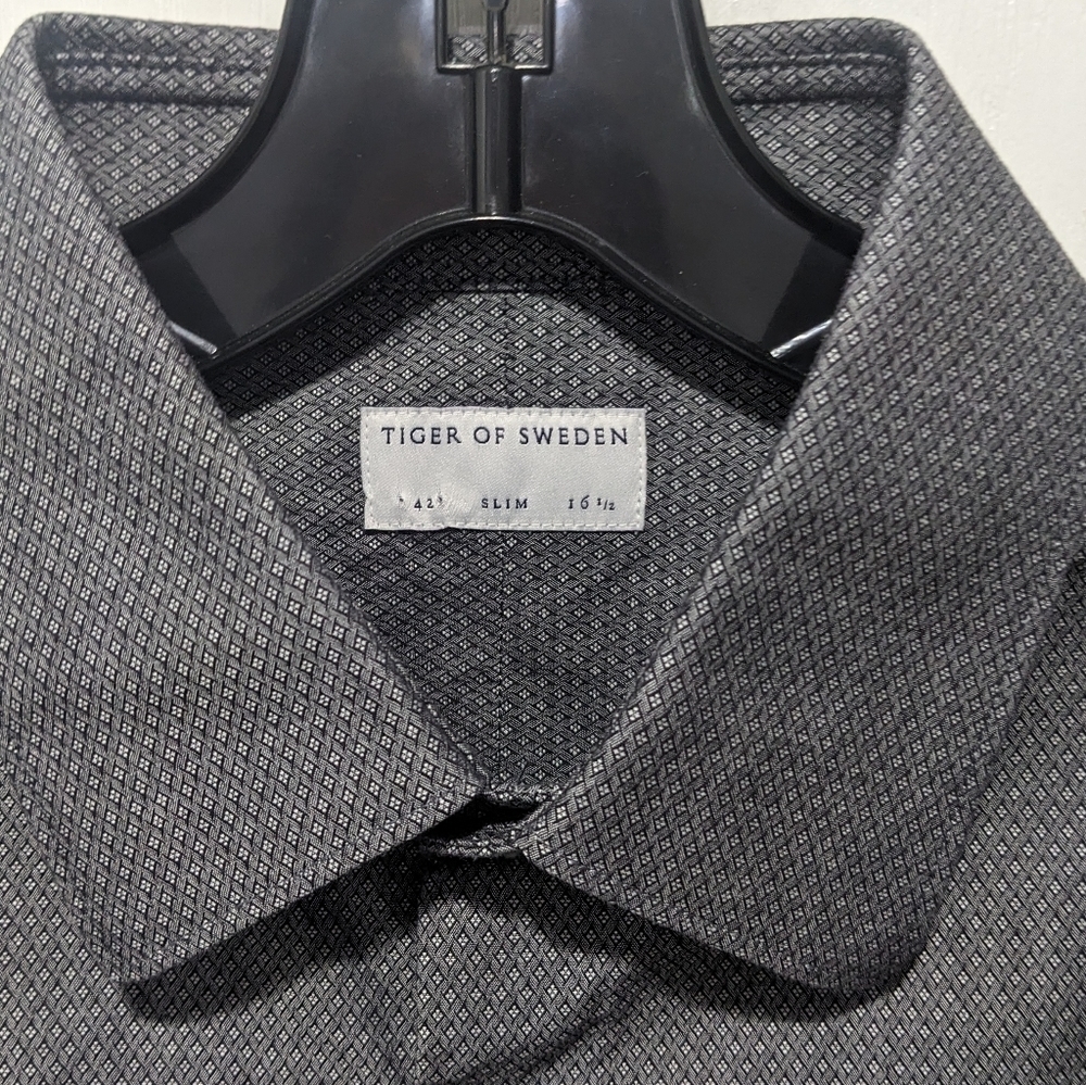 Tiger of Sweden | Men's Farrell Shirt in Grey Pattern - Picture 4 of 9